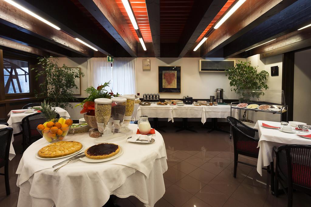 Hotel San Giorgio Удине Экстерьер фото
