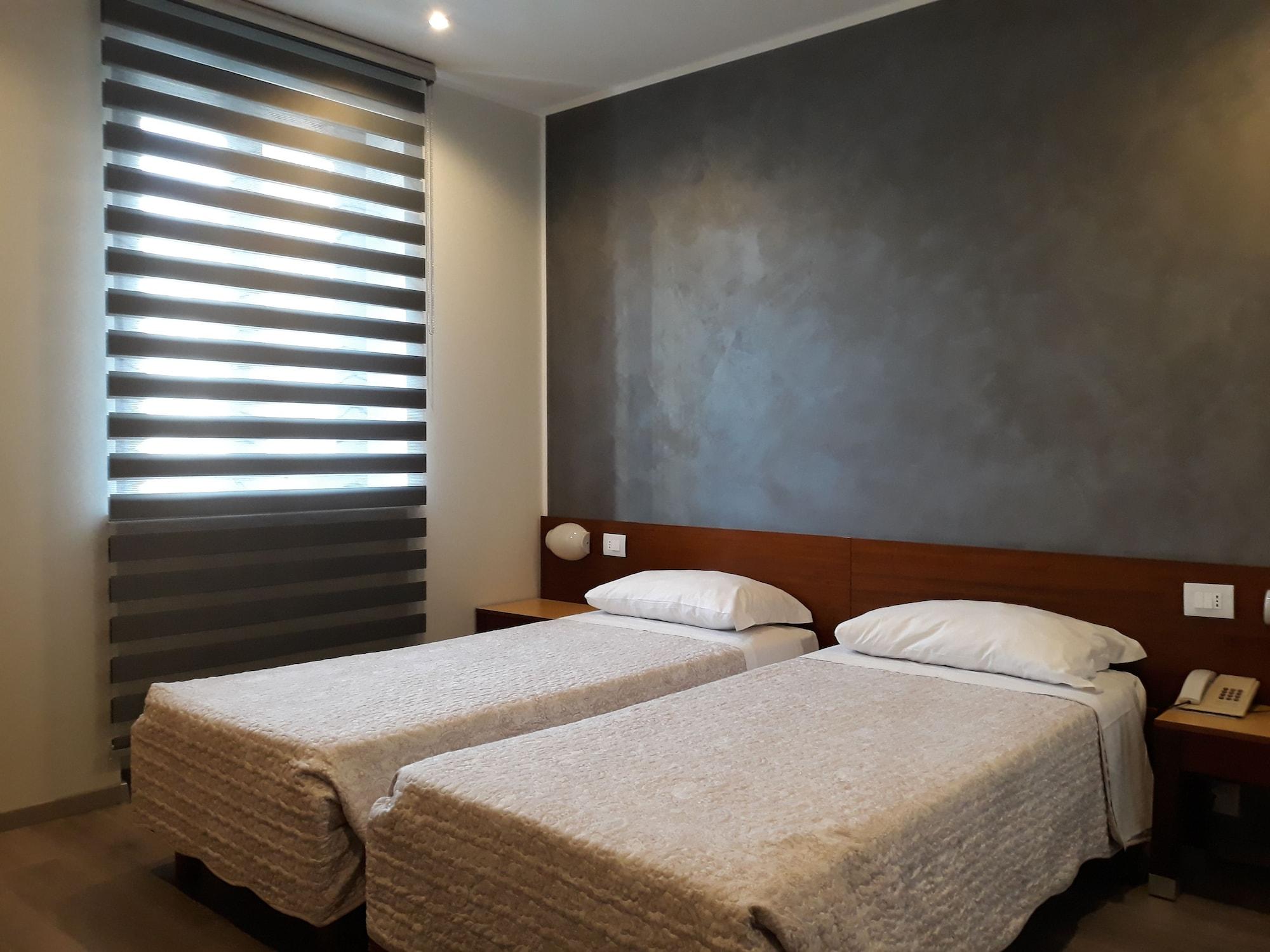 Hotel San Giorgio Удине Экстерьер фото
