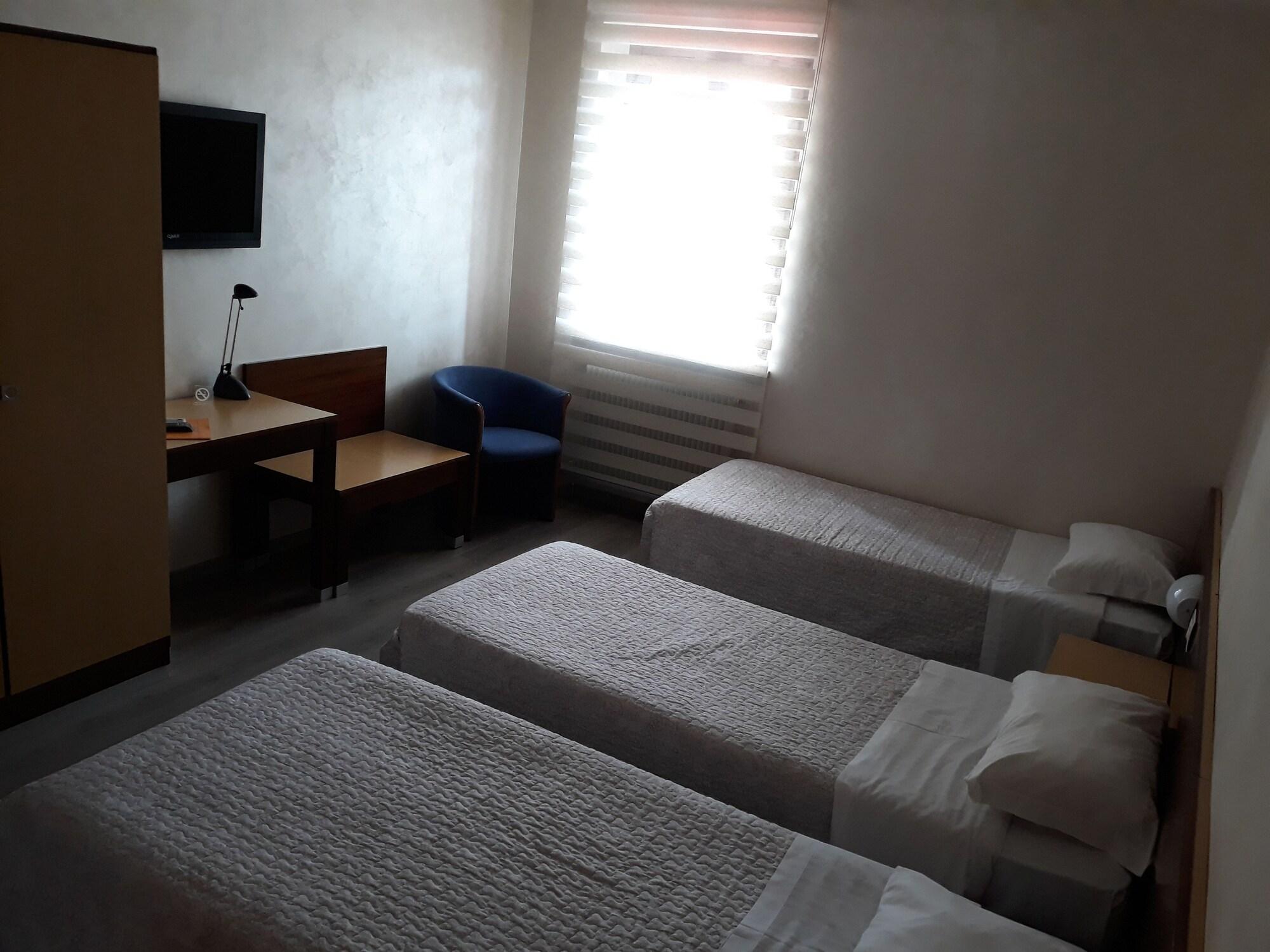 Hotel San Giorgio Удине Экстерьер фото
