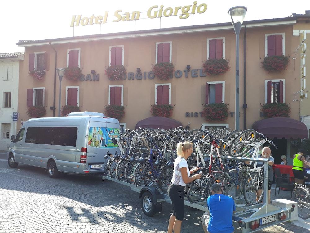 Hotel San Giorgio Удине Экстерьер фото