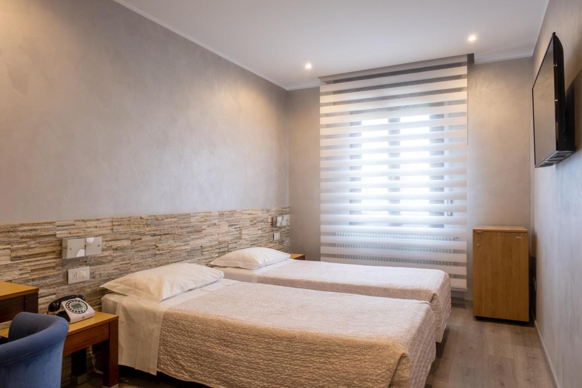 Hotel San Giorgio Удине Экстерьер фото
