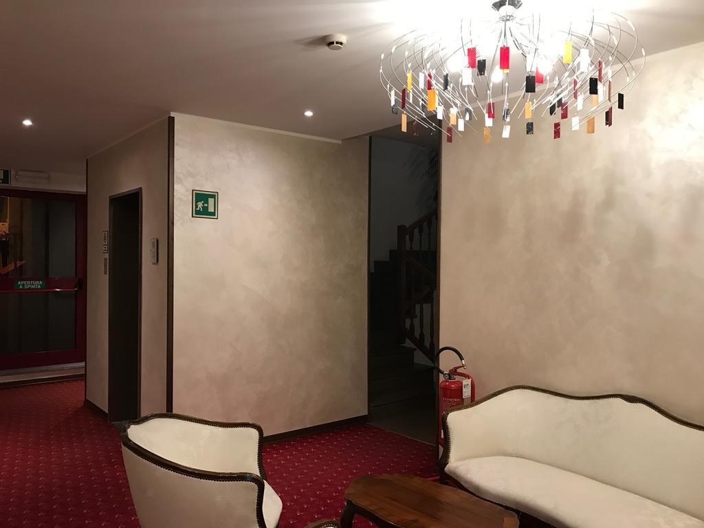 Hotel San Giorgio Удине Экстерьер фото